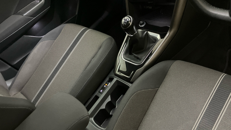 Volkswagen T-Roc 1.5 TSI EVO Design 5dr Petrol Hatchback